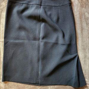 Ann Taylor Petite Skirt Size 6P Black